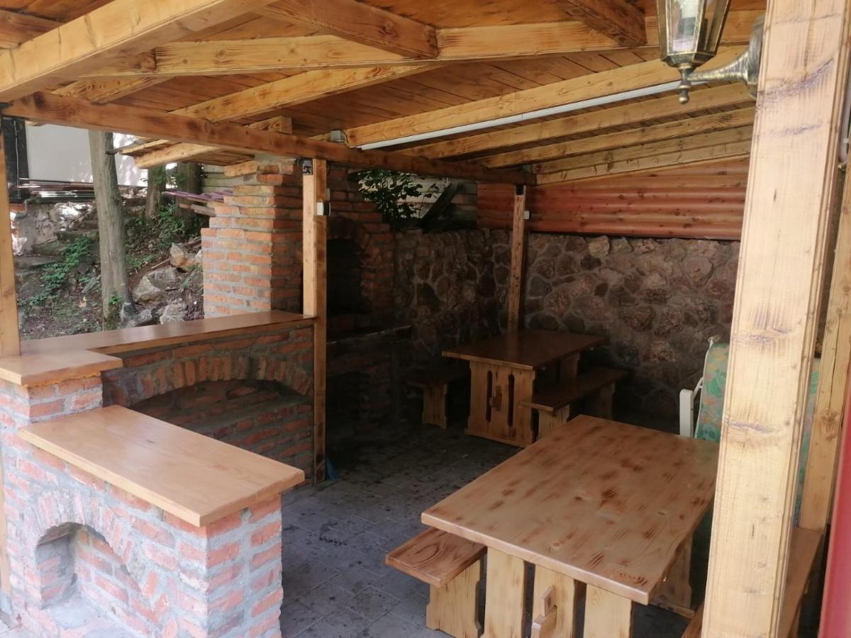 Vikendica Matovic Ovcar Banja Apartment Luaran gambar